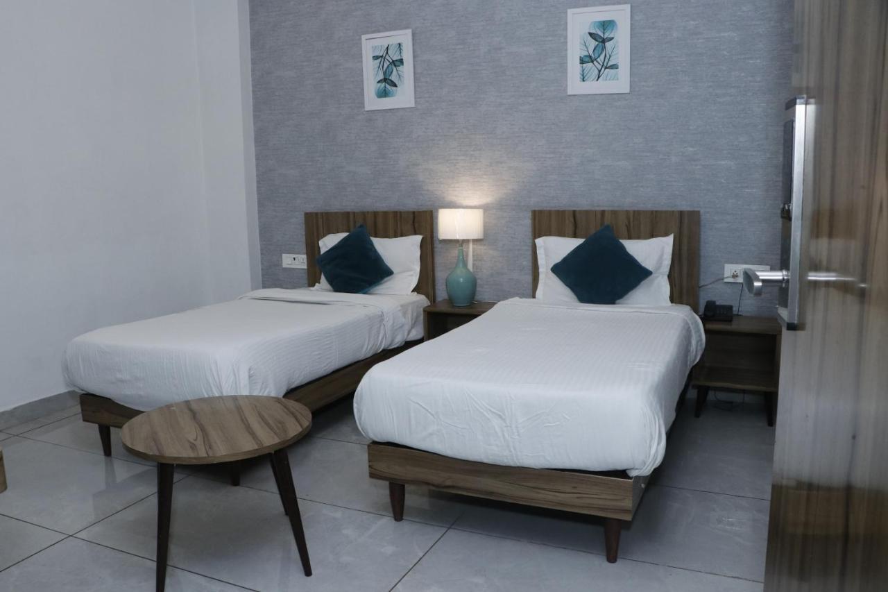 Gallivanto Inn Delhi Zewnętrze zdjęcie