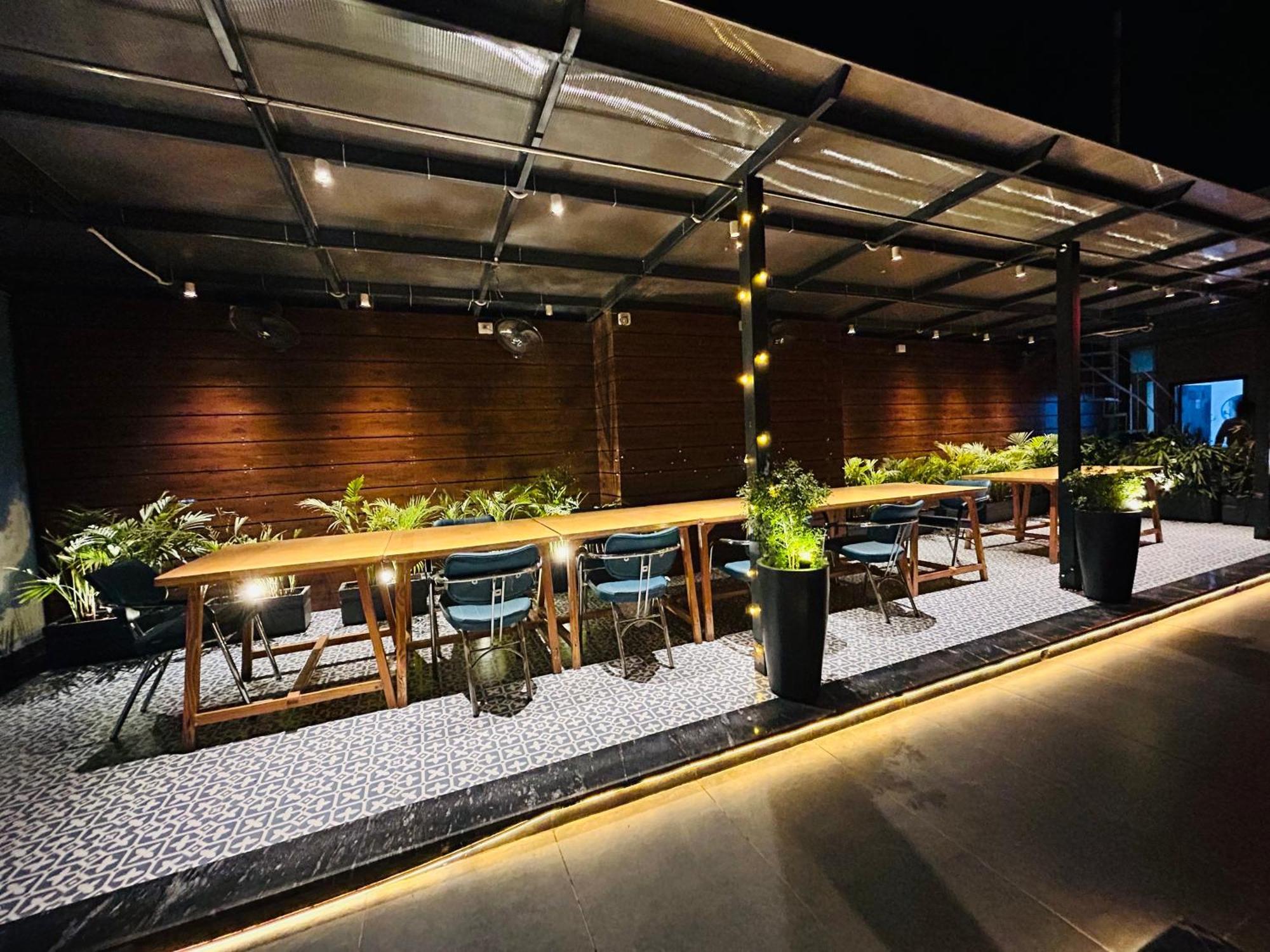 Gallivanto Inn Delhi Zewnętrze zdjęcie