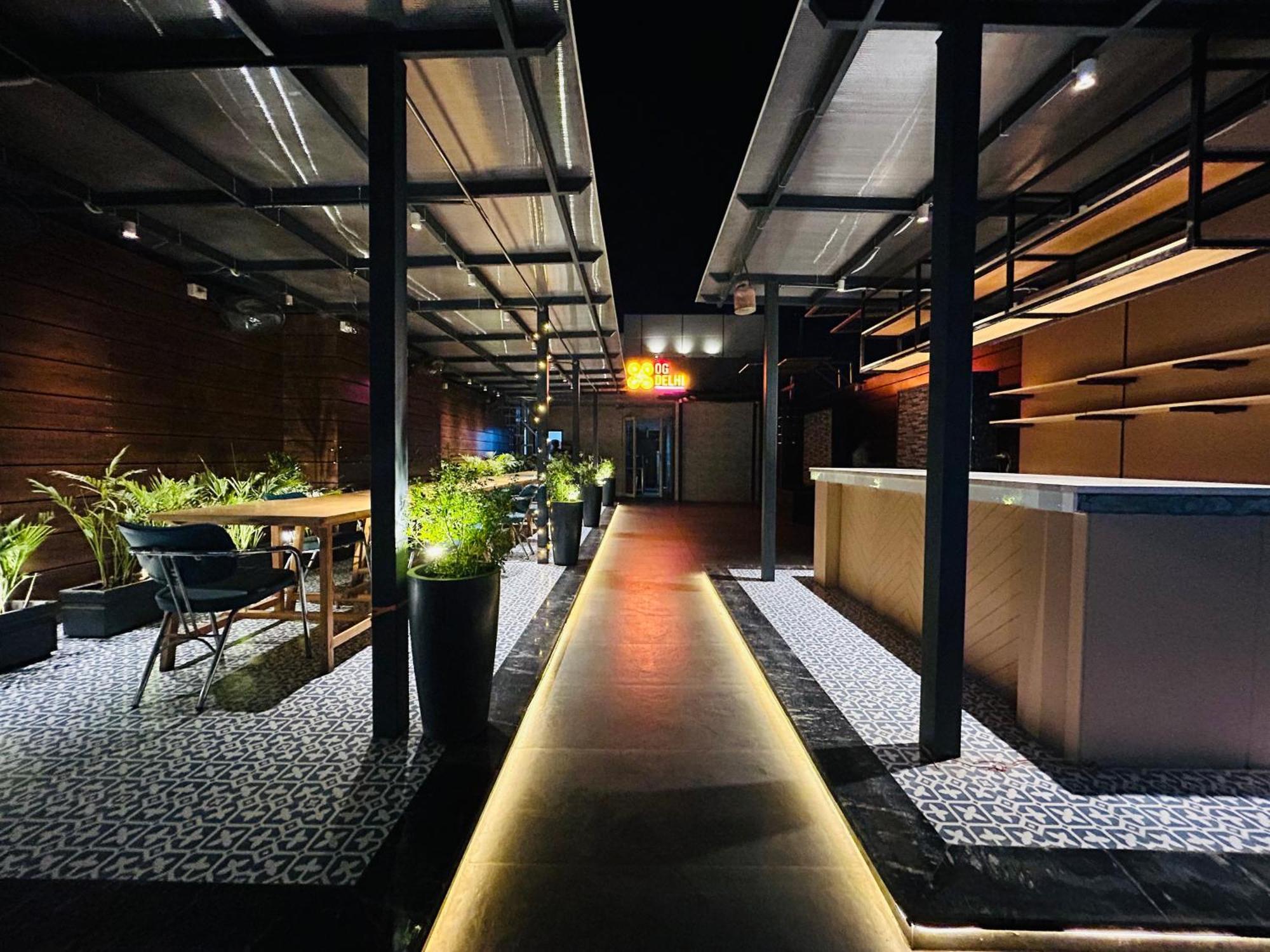 Gallivanto Inn Delhi Zewnętrze zdjęcie